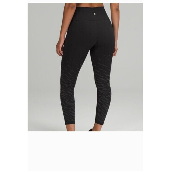 NEW Lululemon Leggings 2 Wunder Under High-Rise Tight 25" Lunar New Year Dark - Picture 2 of 8